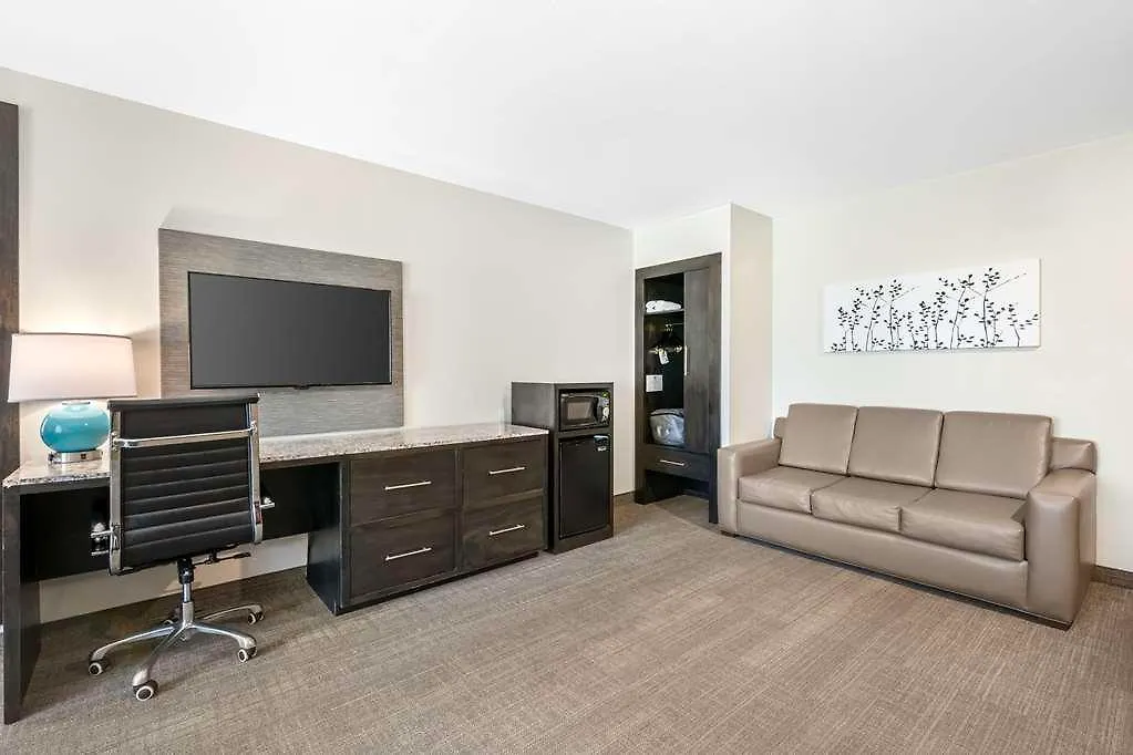 Magnolia Pointe, Bw Signature Collection מלון