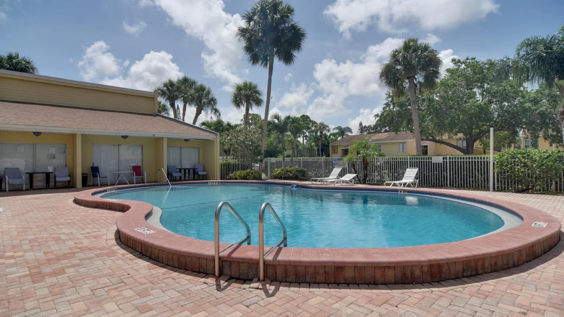 Escape About 4 Mi To Siesta Key Beach! * Sarasota