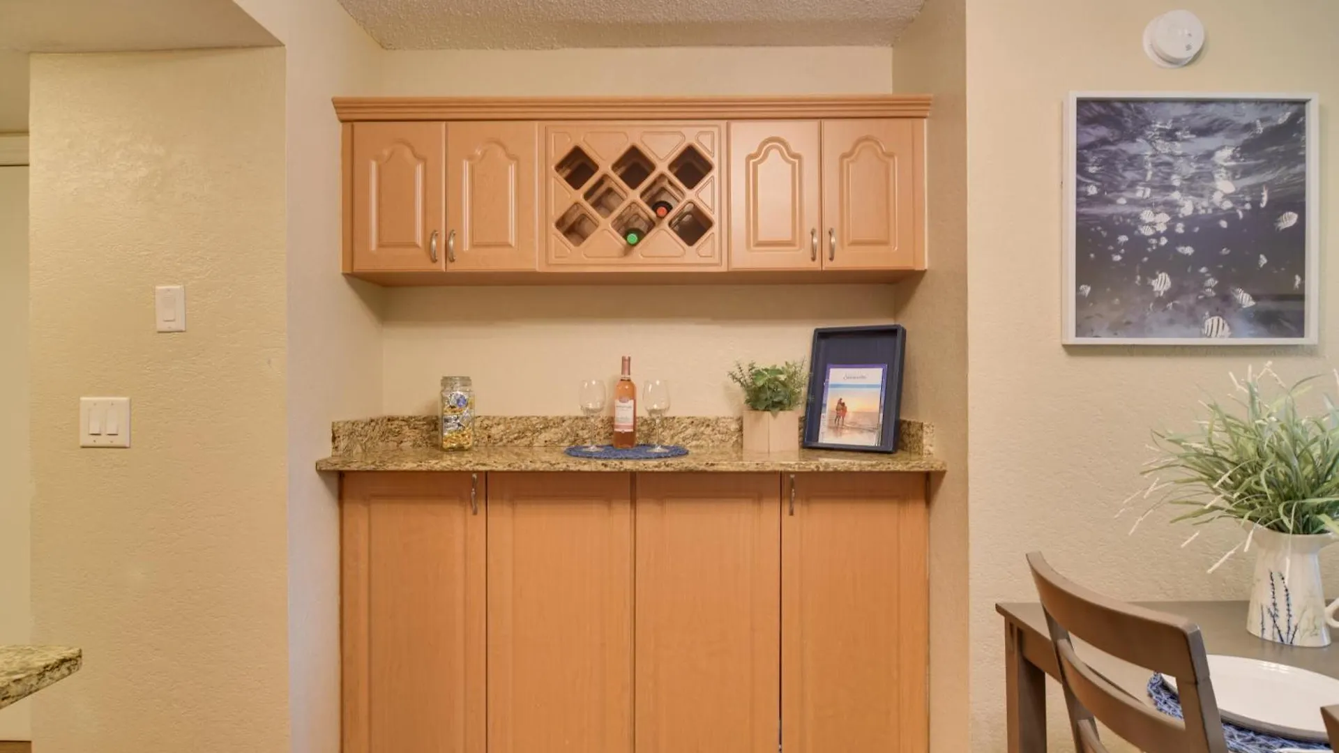 Escape About 4 Mi To Siesta Key Beach! Apartment *