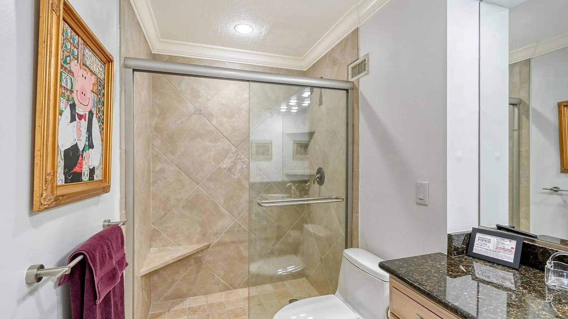 Harbor Towers Ground Floor Private Hot Tub Condo! Holiday home *