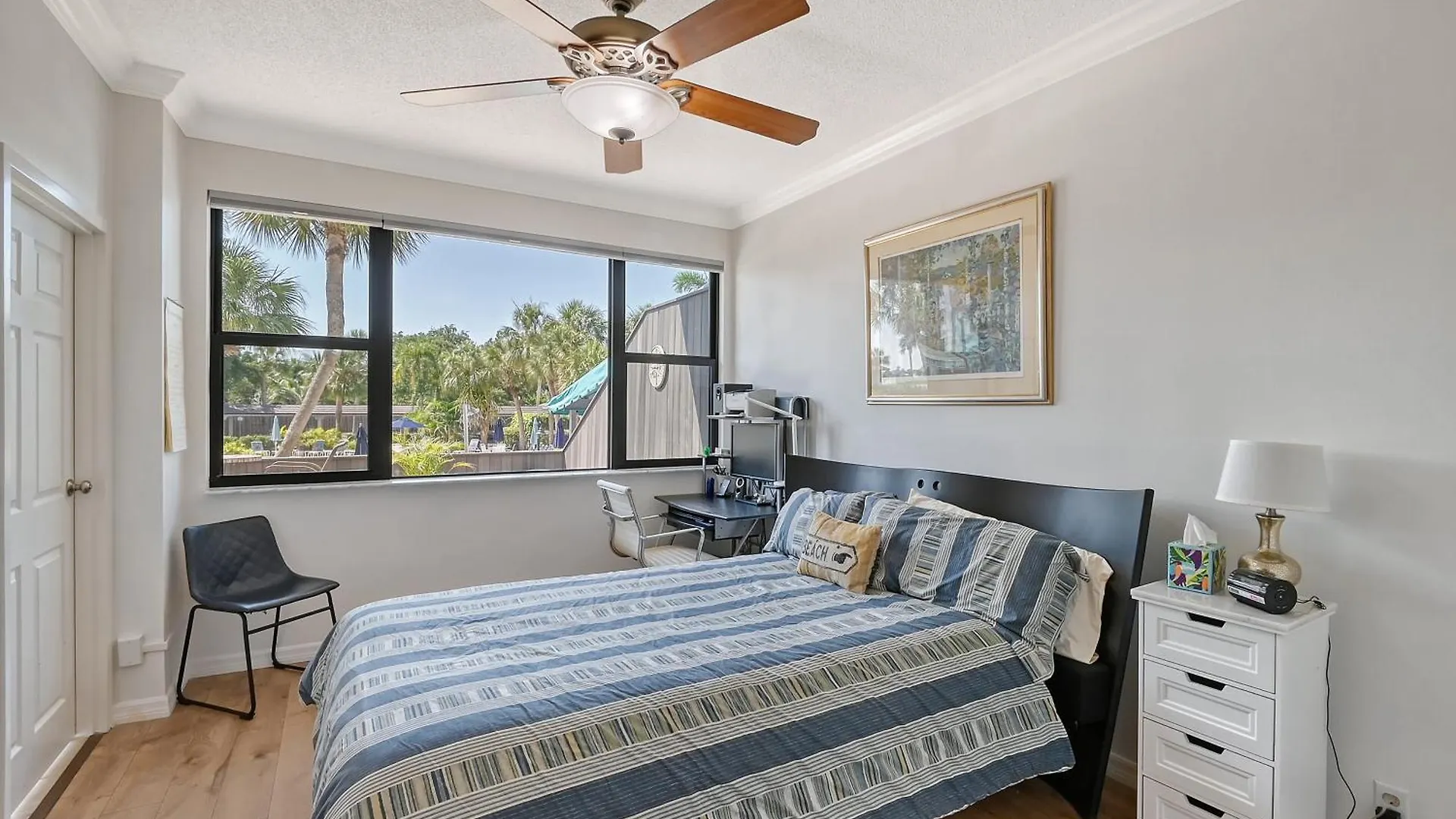 Holiday home Harbor Towers Ground Floor Private Hot Tub Condo!