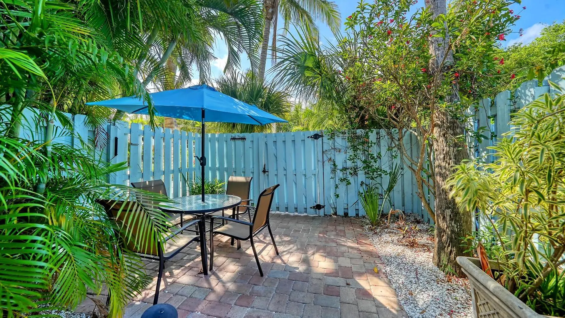 Siesta Key Palms 3*