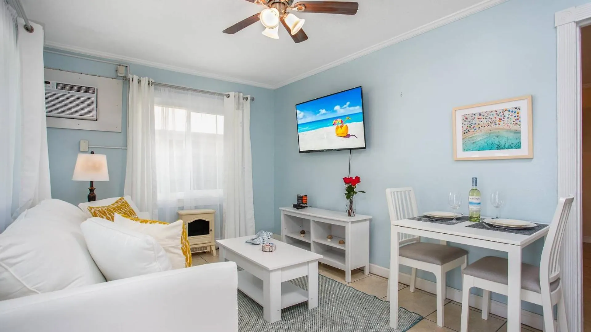 Holiday home Coastal Breeze Siesta - Entire 4-unit Complex With Dock