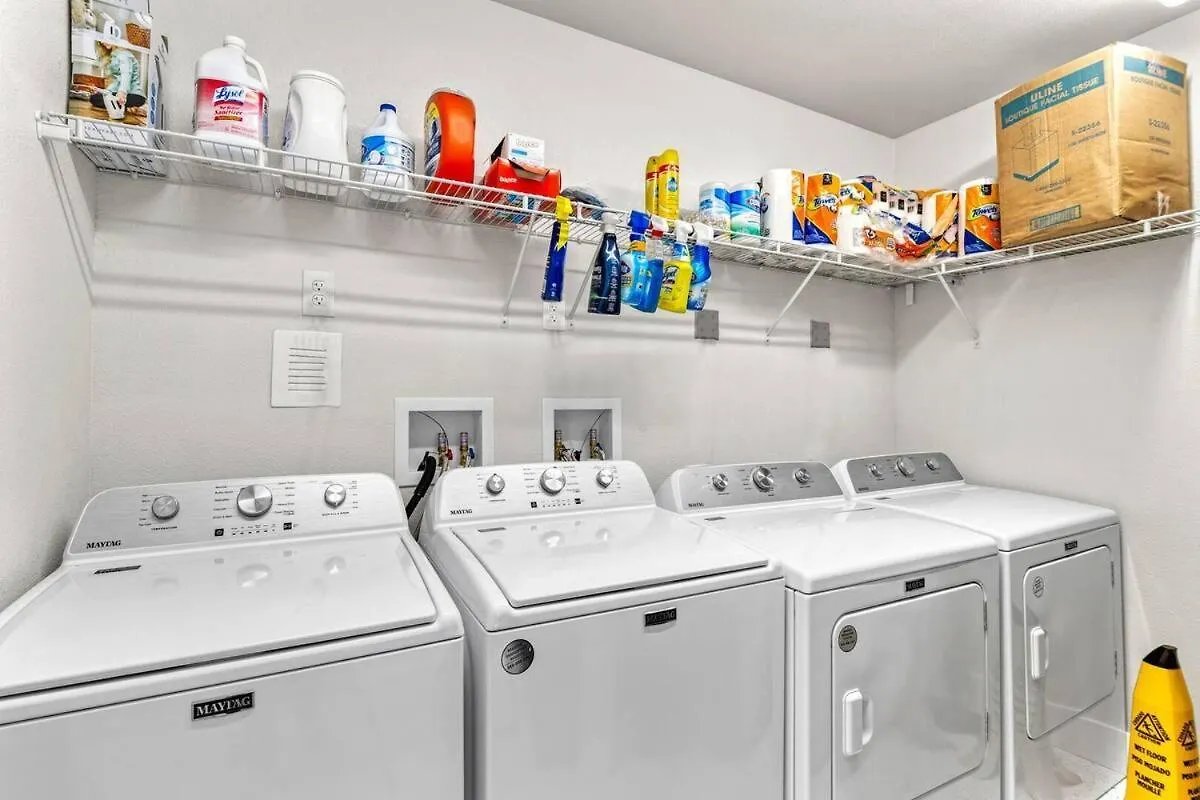 2br Coconut 800ft Walk To Games Sarasota