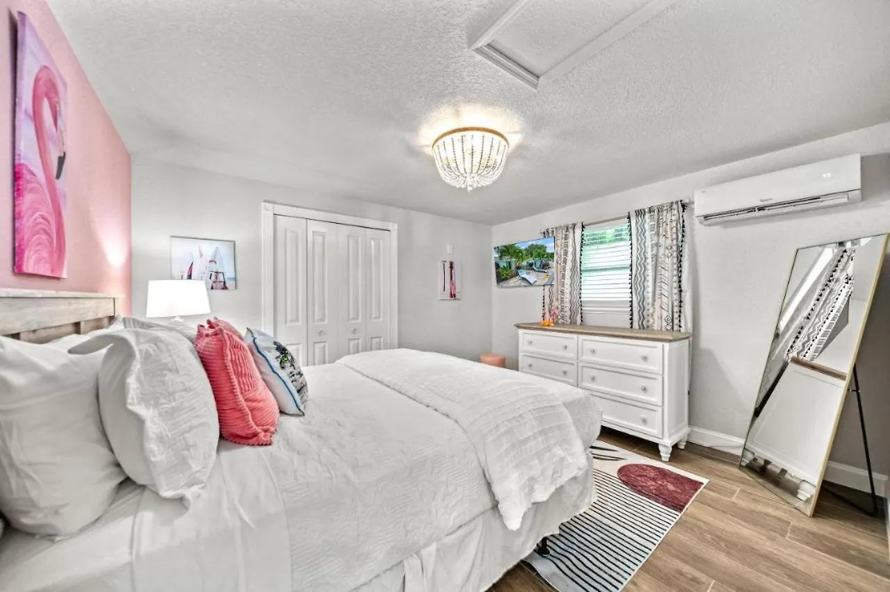 Holiday home Franorchid Walk To The & Village Sarasota