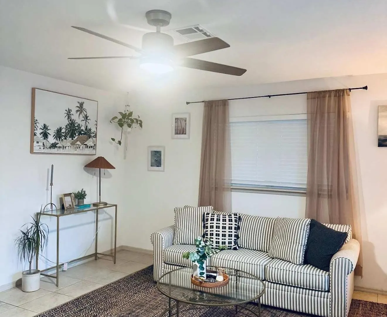 Holiday home Coastal Pool - 15 Mins To Famous Beaches *