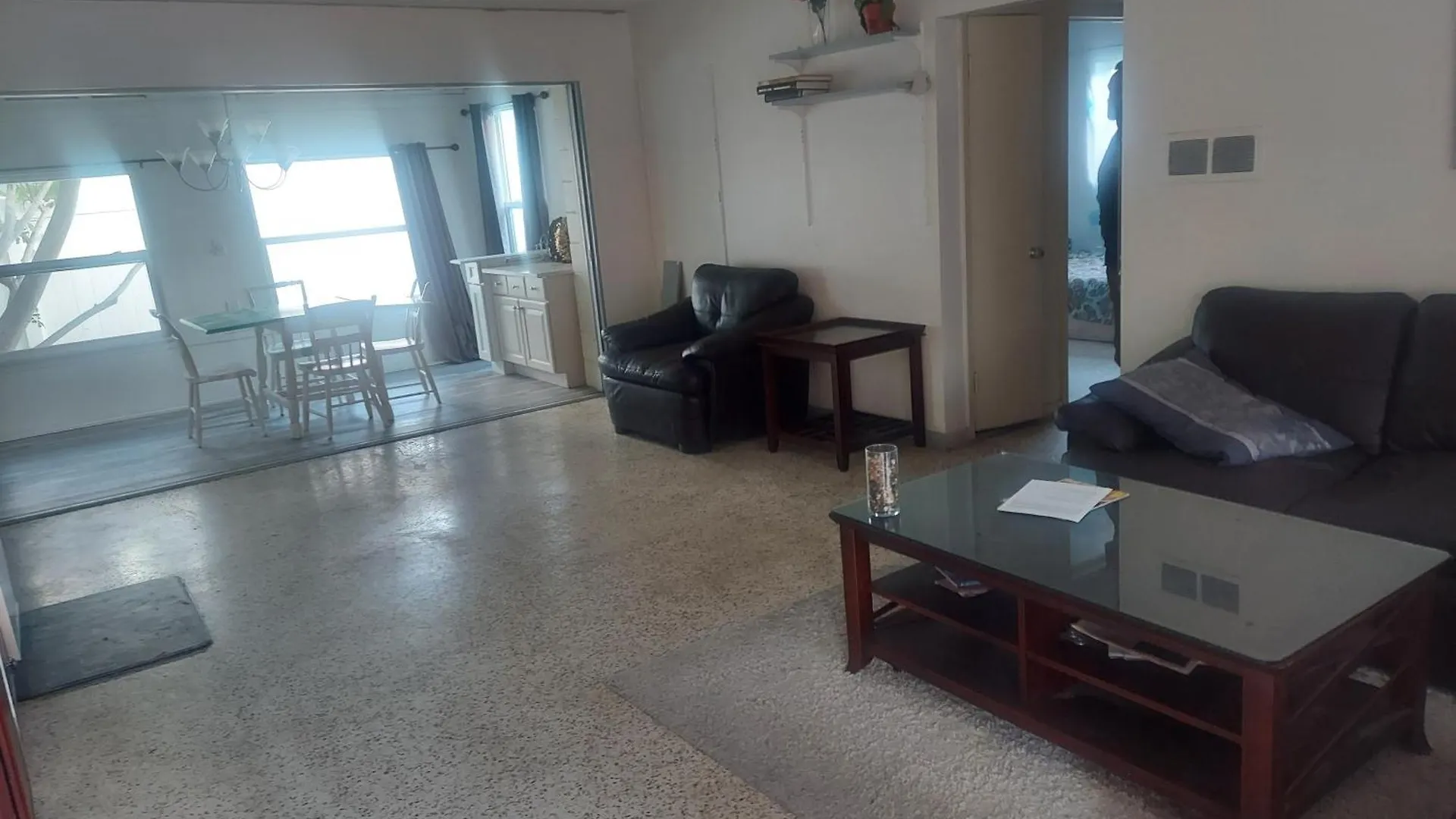 2 Bedroom House 5 Min From Beaches And Downtown Nyaraló