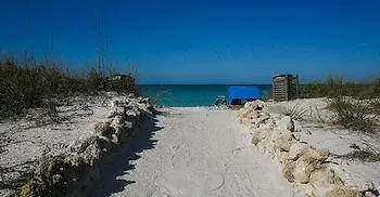 Hotel Suntide Island Beach Club 3*