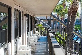 Suntide Island Beach Club 3*