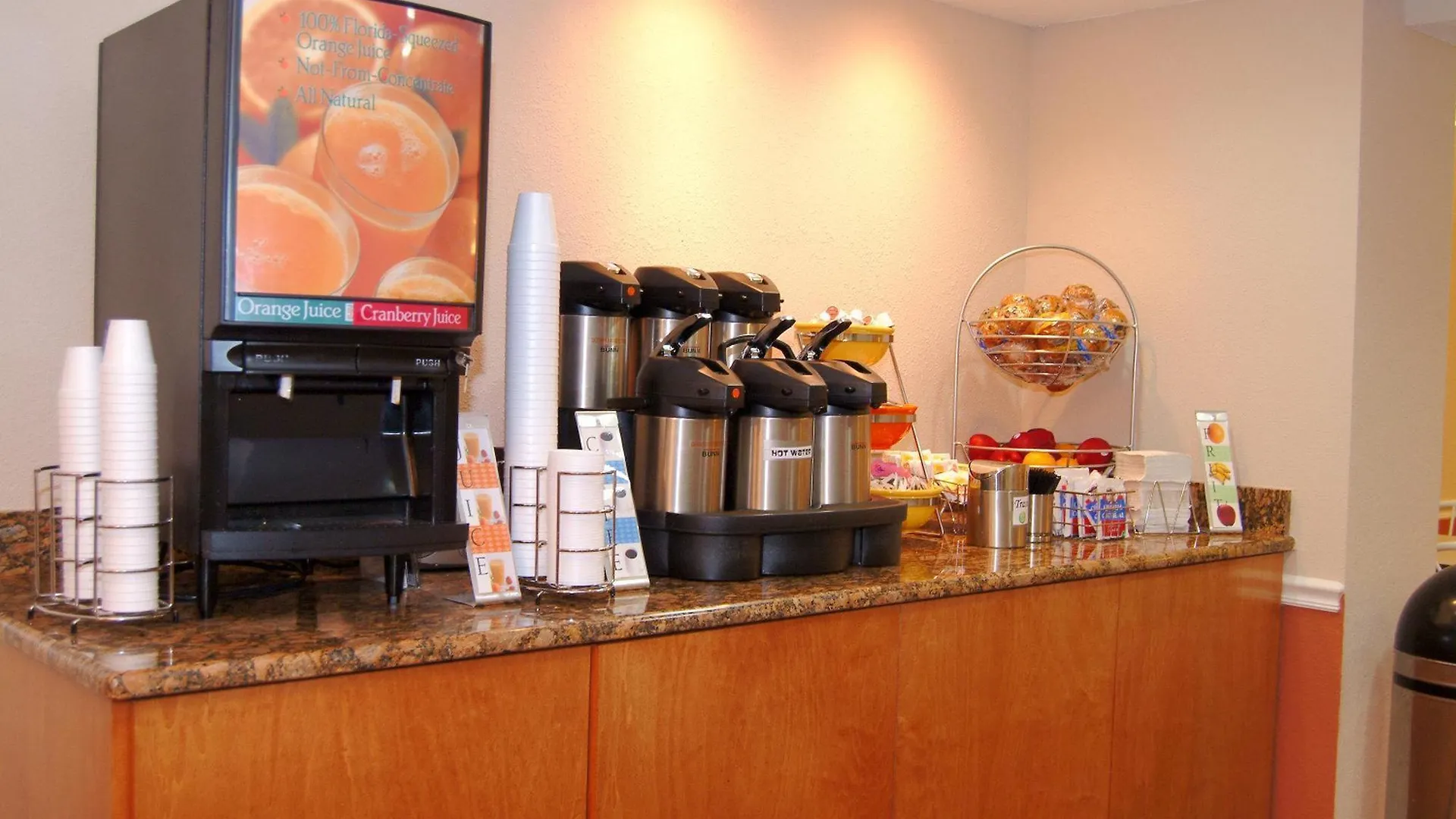 Baymont By Wyndham Hotel Sarasota