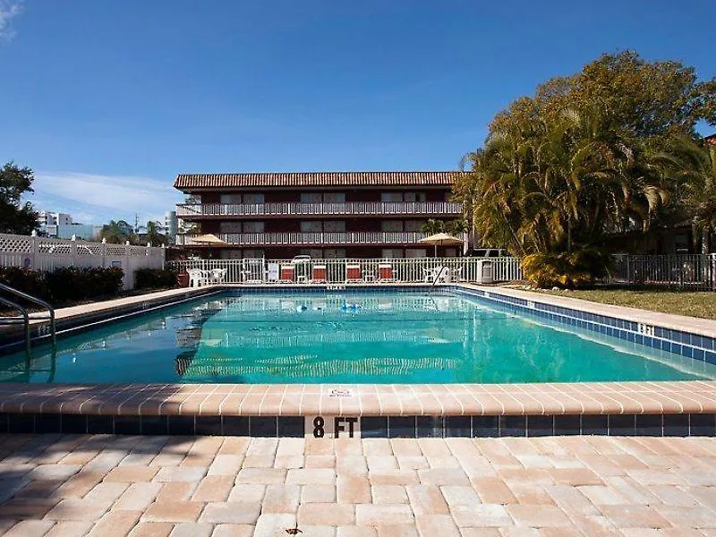 Hotel Baymont By Wyndham 2*