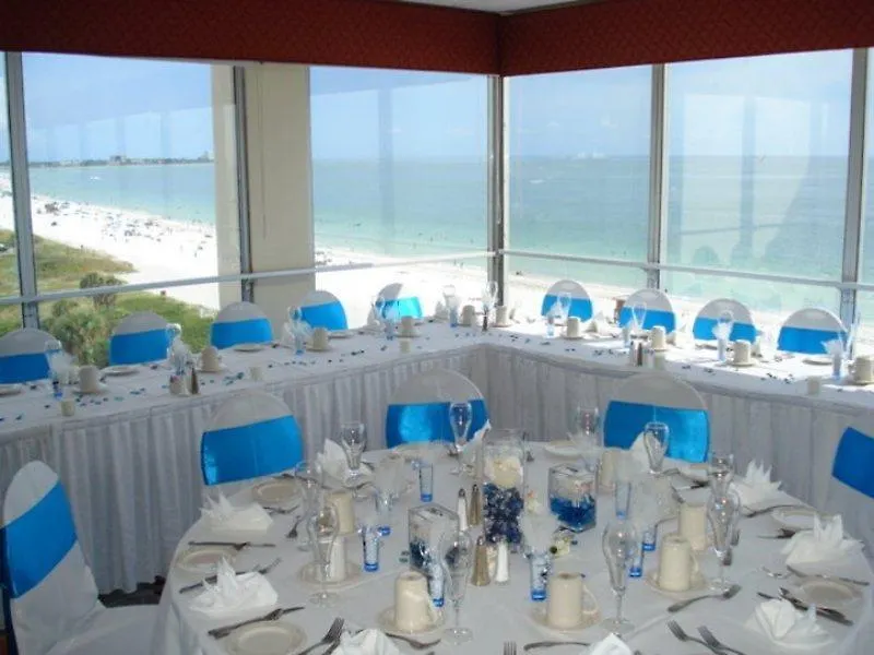 Cirque St Armands Beachside Sarasota