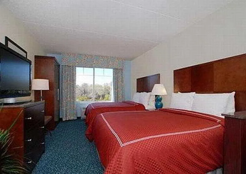 Courtyard By Marriott At Town Center Hotel Sarasota