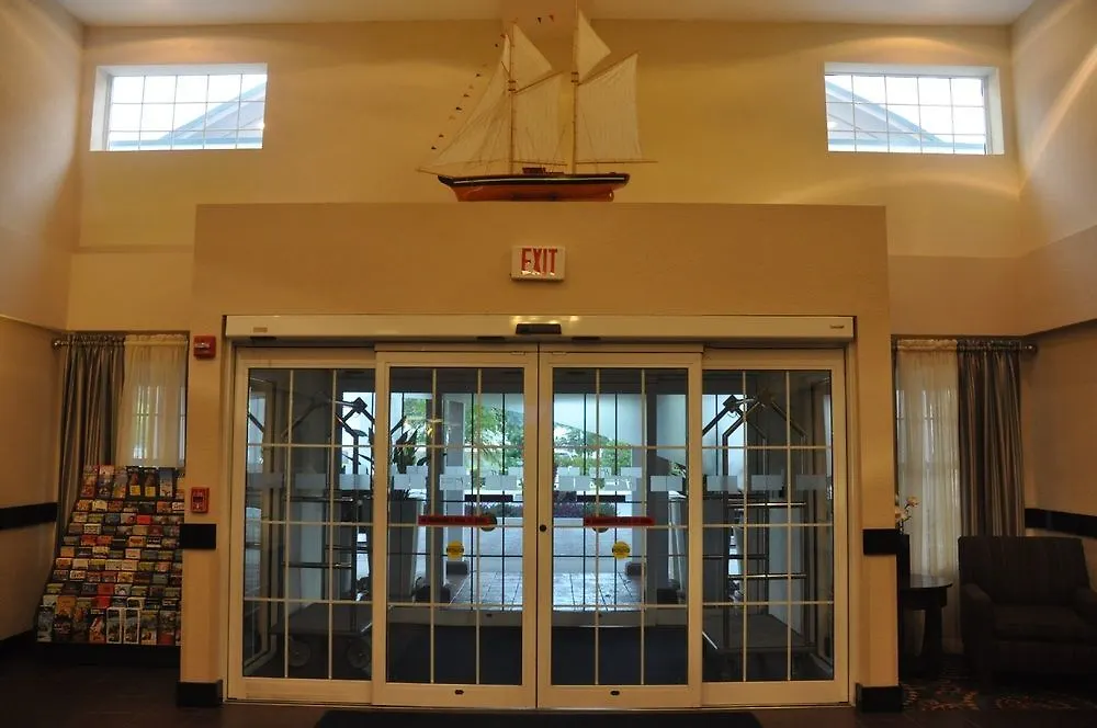 Express & Sarasota East By Ihg Hotel