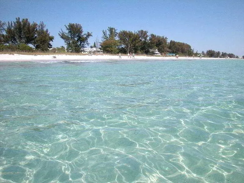 Hotel Anna Marie Island