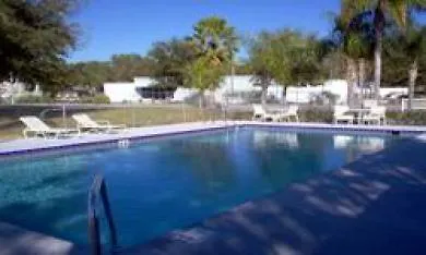 Super 8 By Wyndham Sarasota Near Siesta Key