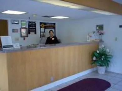 Motel Super 8 By Wyndham Sarasota Near Siesta Key Sarasota