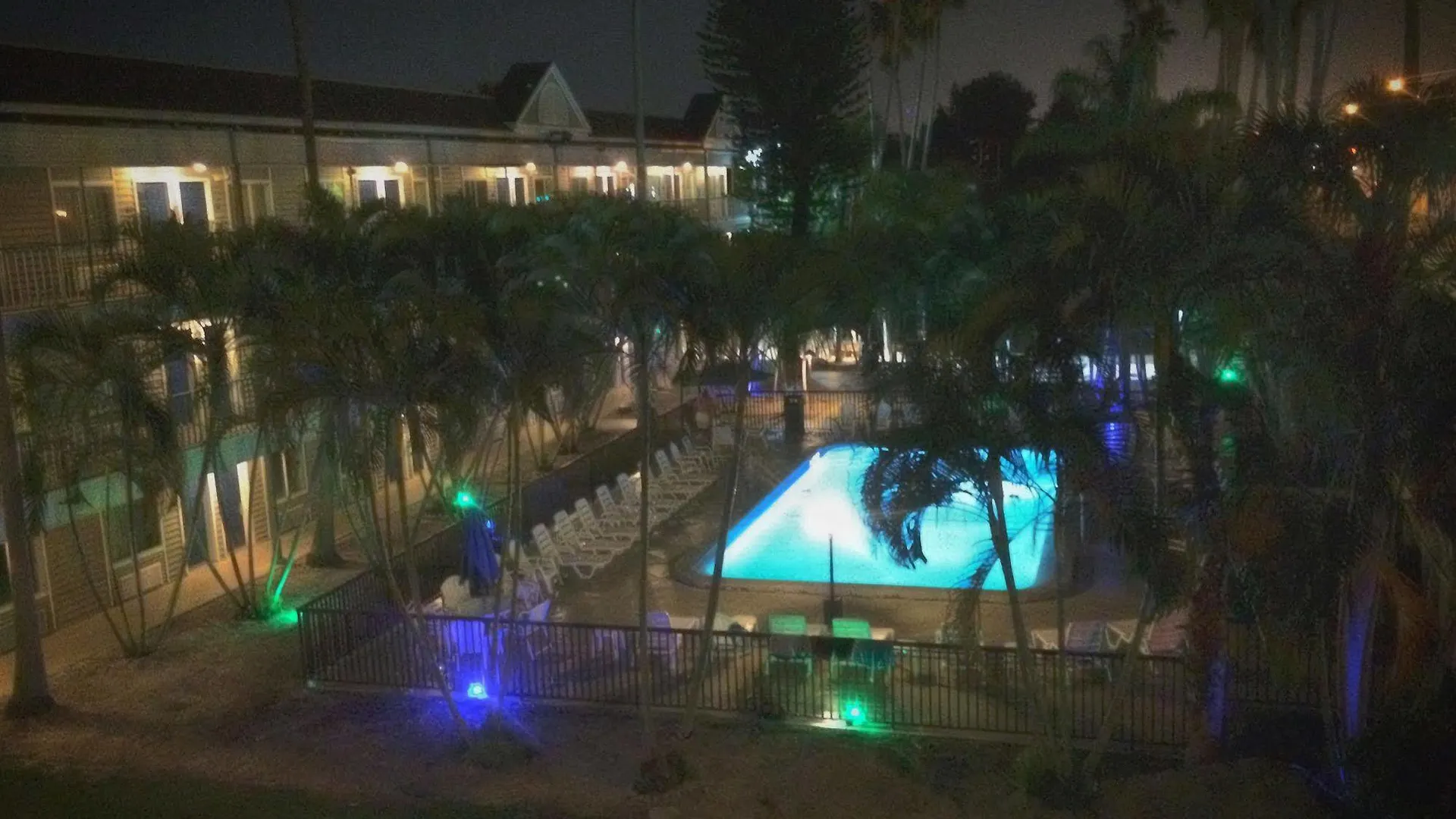 Hotel Lantern & - Sarasota