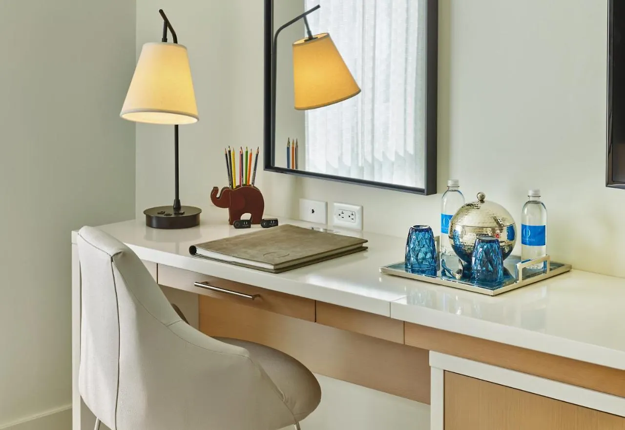 Hotel Art Ovation Hotel, Autograph Collection 4*