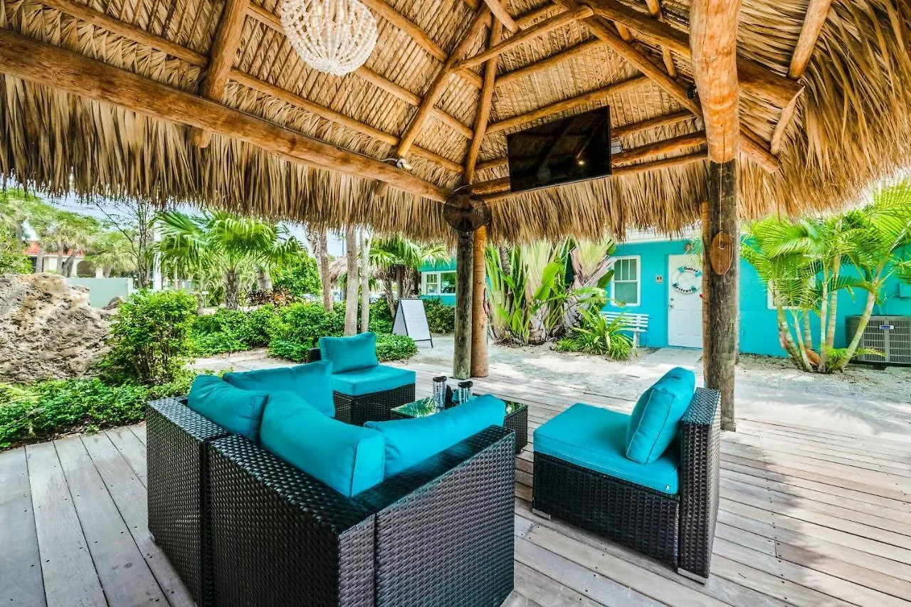 Tropical Breeze Apartahotel 3*