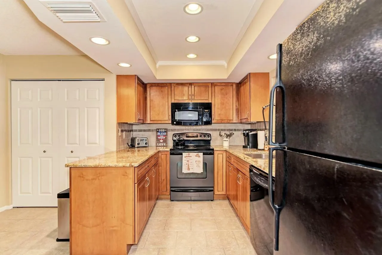 Holiday home Village Des Pins 3645, 2 Bedrooms, Pool Access, Wifi, Hot Tub, Sleeps 4 Sarasota