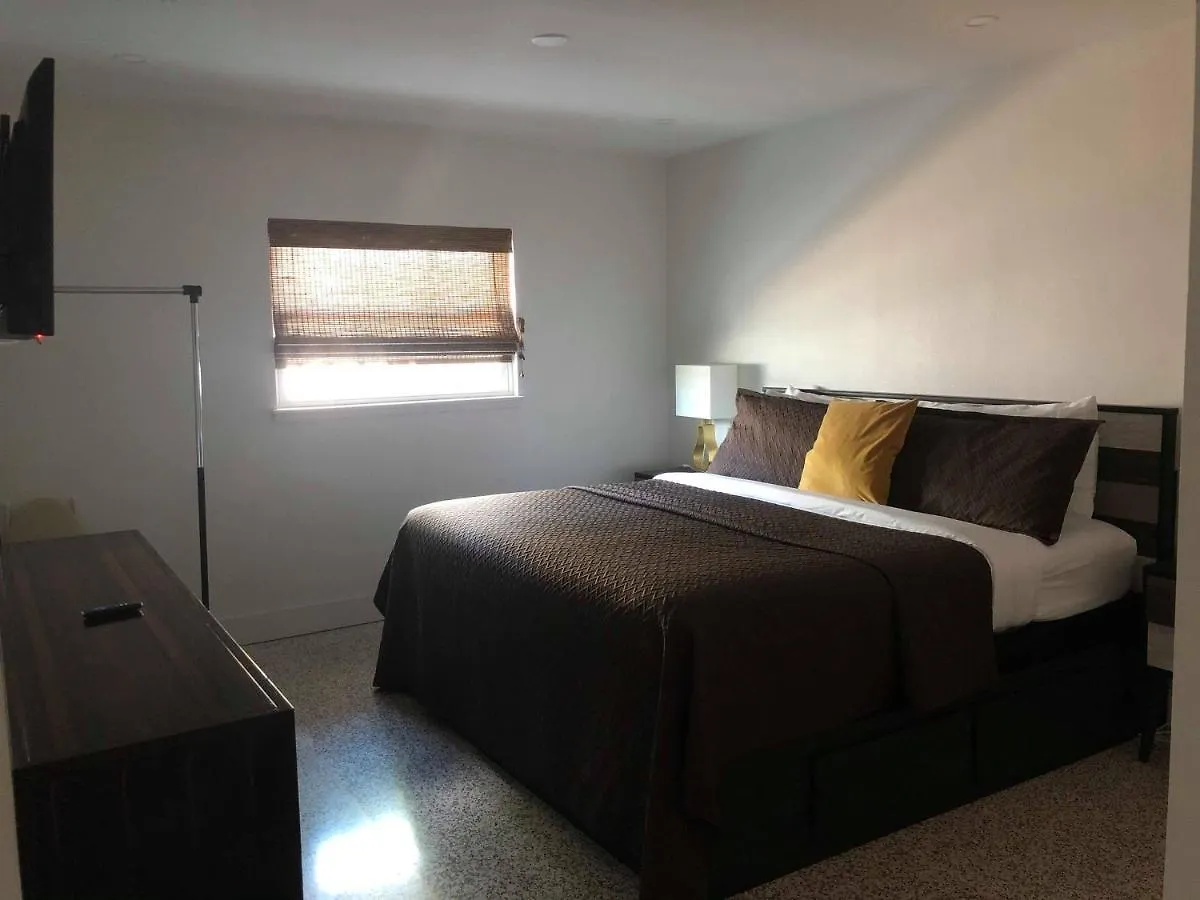 Hotel Captiva 2*