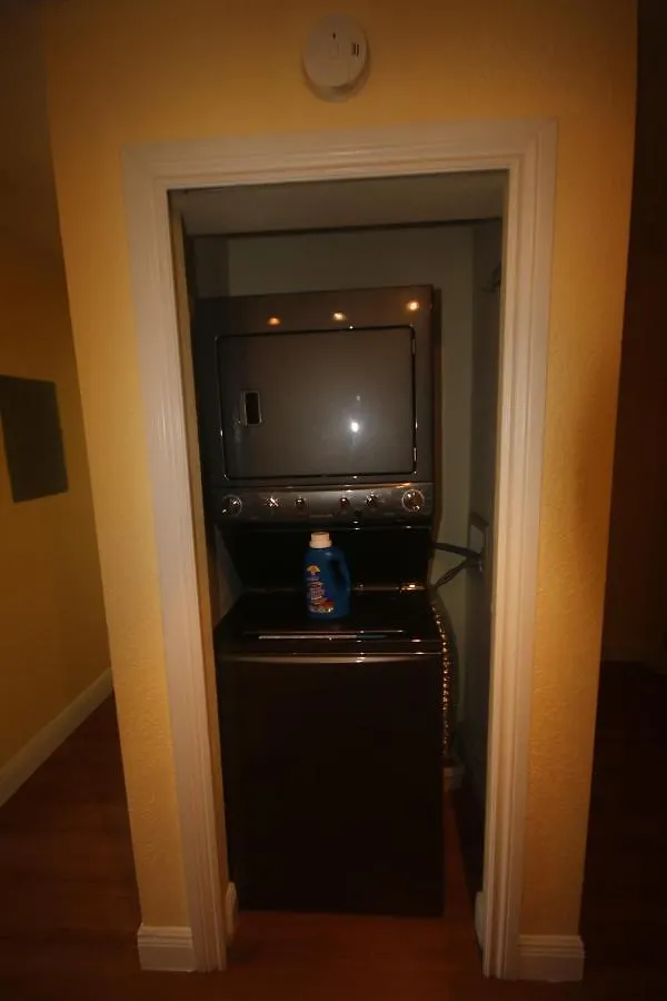 1/1 Bed&bath 5 Min Drive To Siesta Apartment *