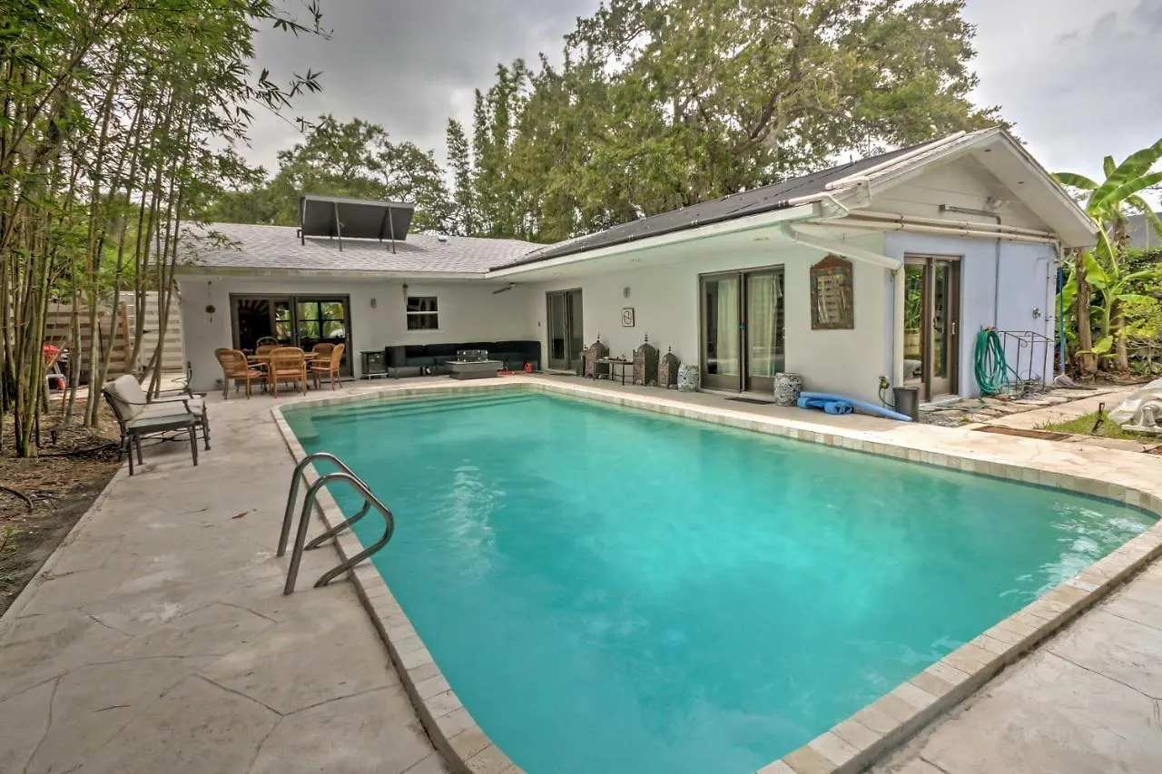 Holiday home House With Backyard Oasis 6 Mi To Beach! Sarasota