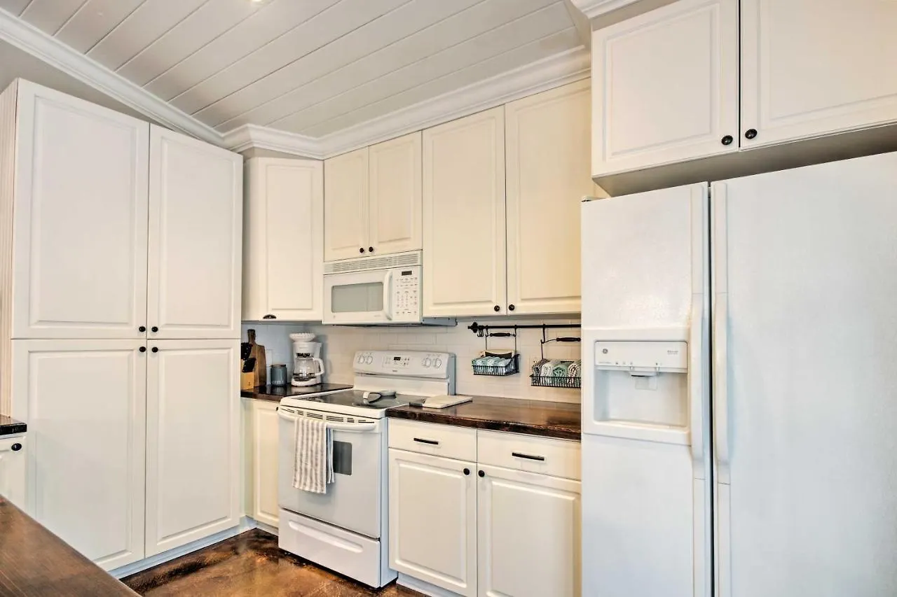 Chic Near Beaches And Downtown! *