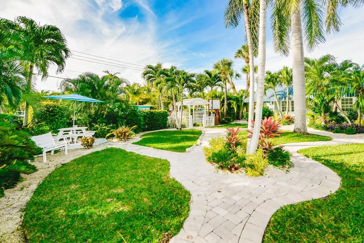 Apartahotel Tropical Breeze 3*
