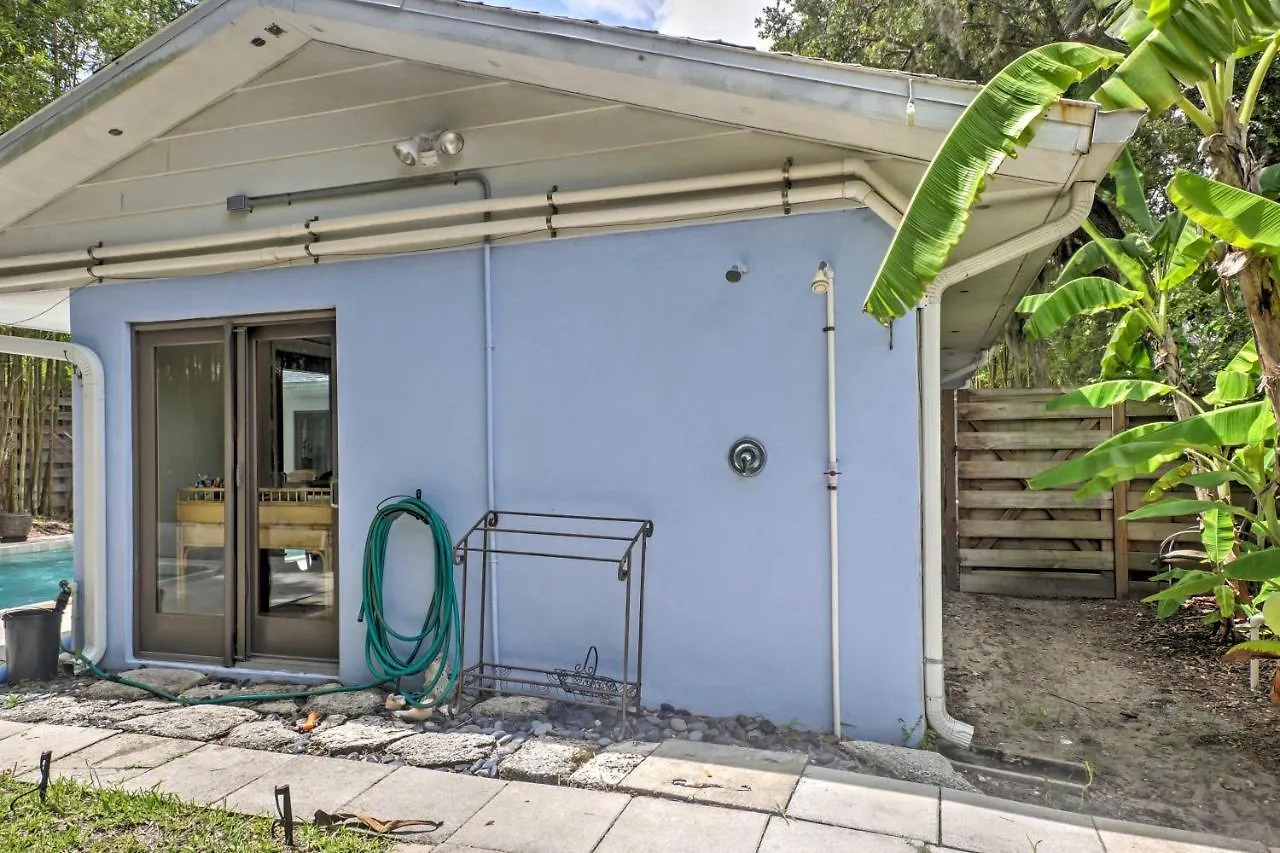 Holiday home House With Backyard Oasis 6 Mi To Beach! *