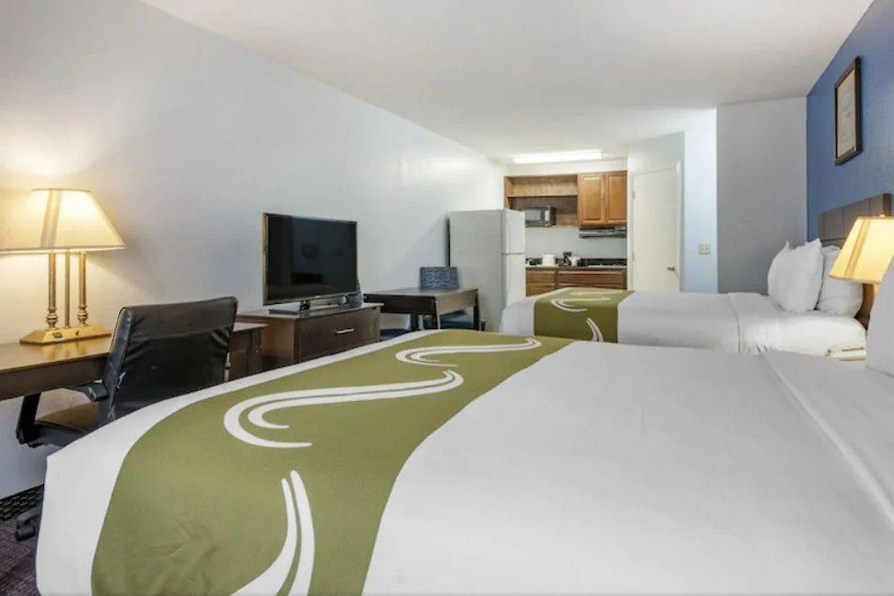 Quality North Near Lido Key Locanda 2*