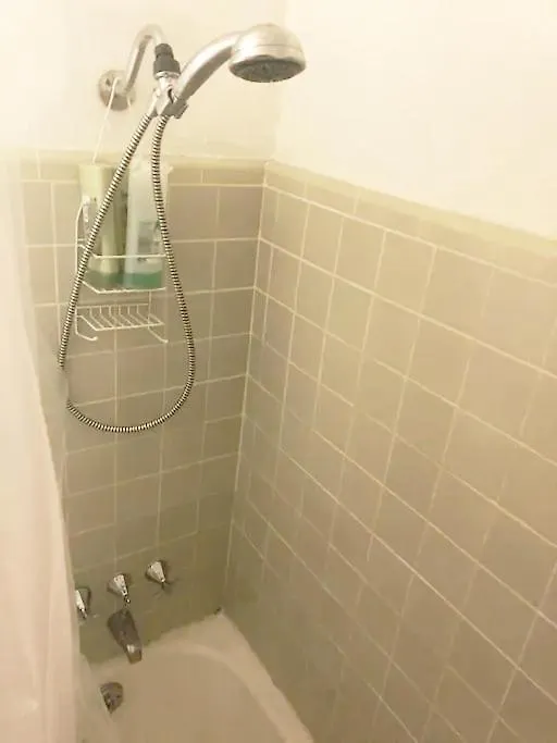 Burns Court Apartamento *