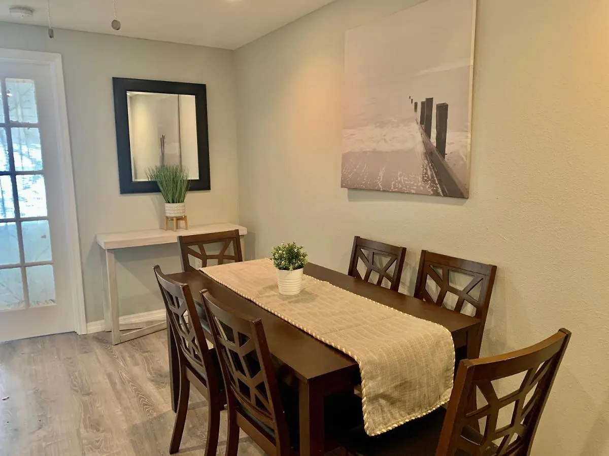 Holiday home House Near Downtown, Golfing And Siesta Key Beaches *