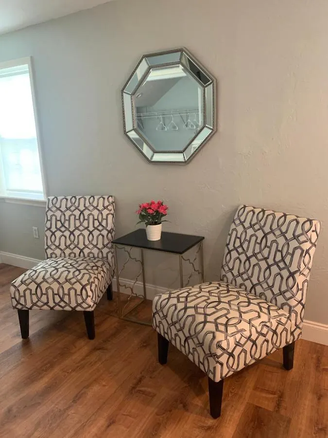 House Near Downtown, Golfing And Siesta Key Beaches Sarasota