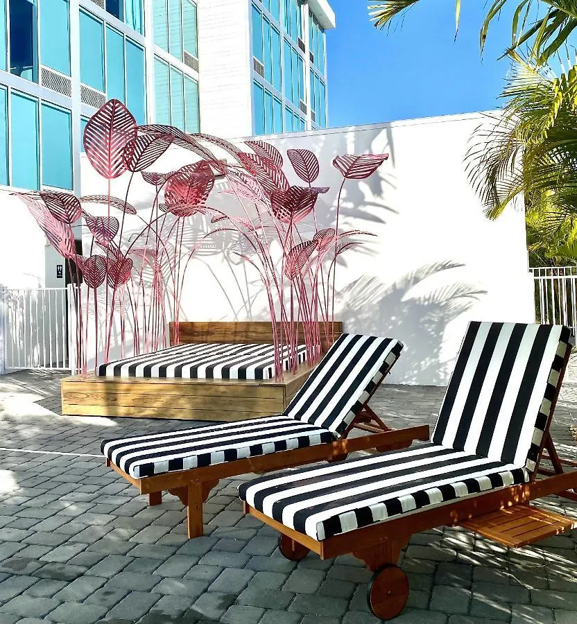 فندق Kompose Boutique 3*