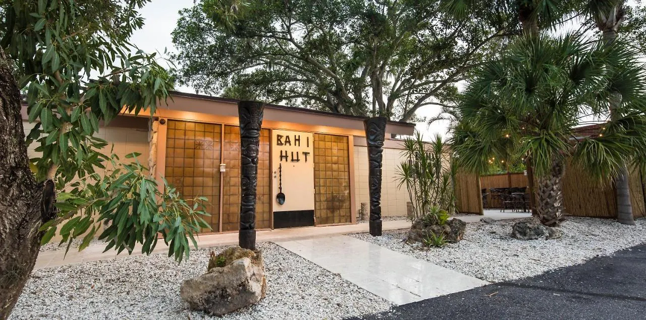 Motel Golden Host