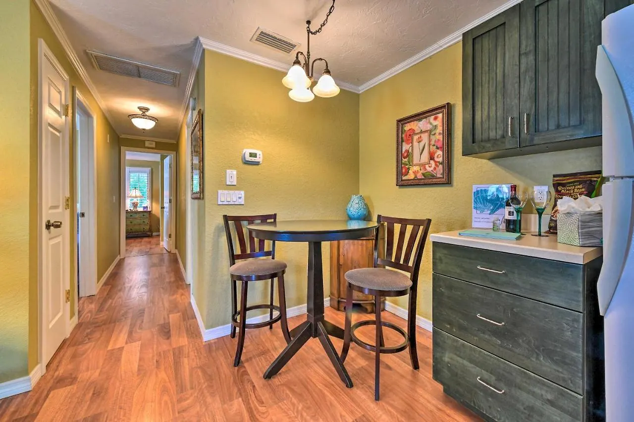Bright Coastal Walk To Lido Key Beach! Appartement *