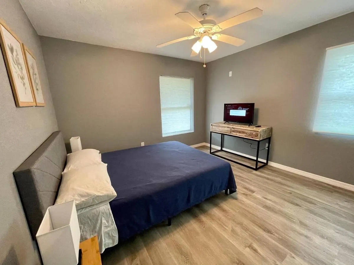 Downtown House By Siesta Key, Golfing And Pinecraft Holiday home *