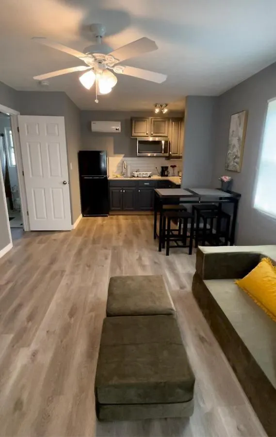 Downtown House By Siesta Key, Golfing And Pinecraft Holiday home