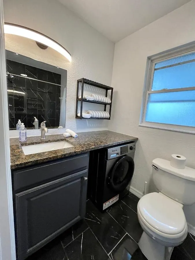 Downtown House By Siesta Key, Golfing And Pinecraft *