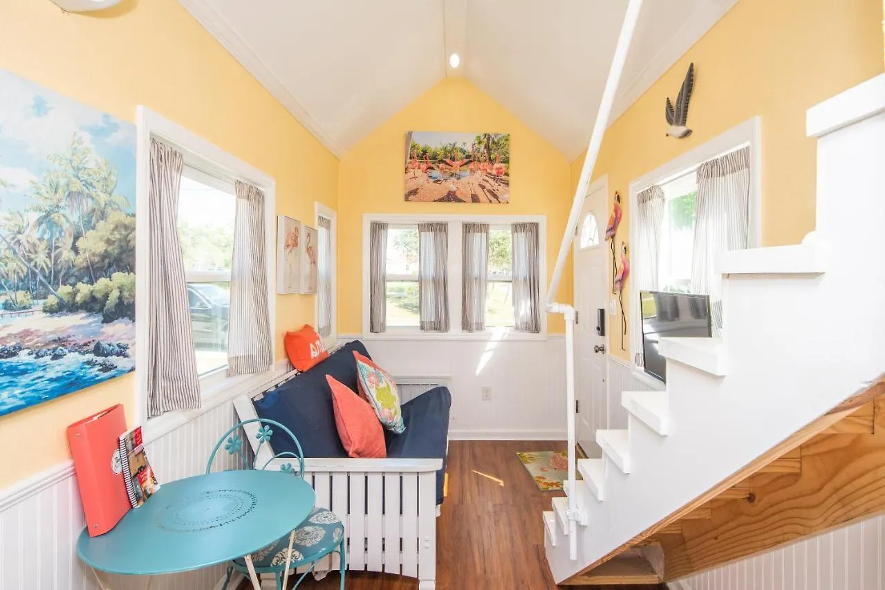 Tiny House Siesta Holiday home *
