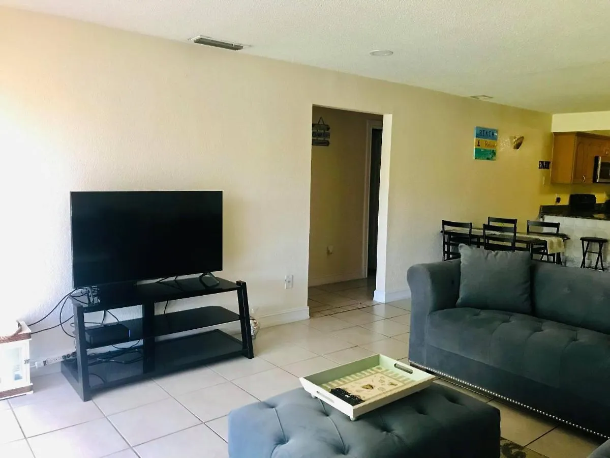Spacious Close To Siesta *