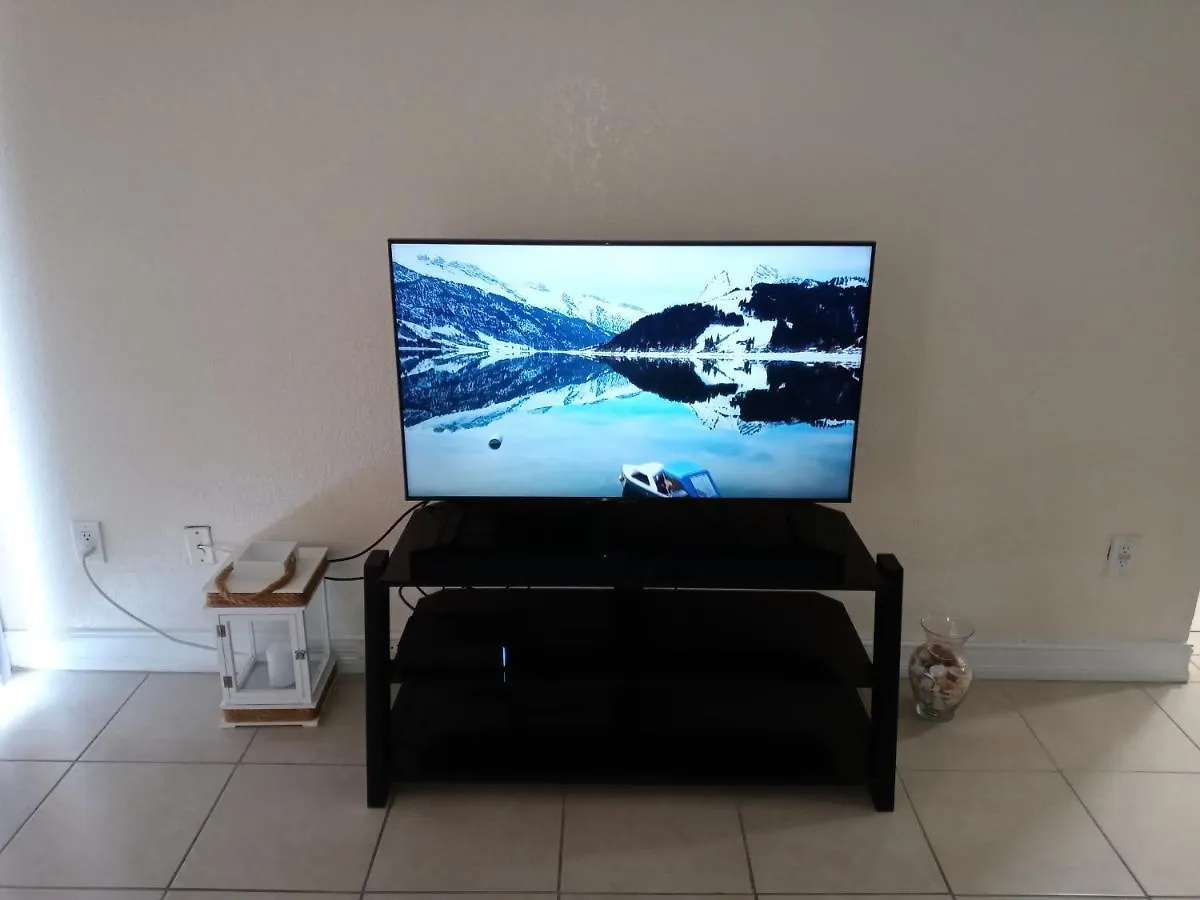 Spacious Close To Siesta * ساراسوتا