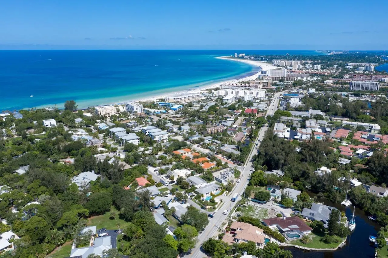 Casa vacanze Cozy Tropical Bungalow With Heated Pool Sarasota