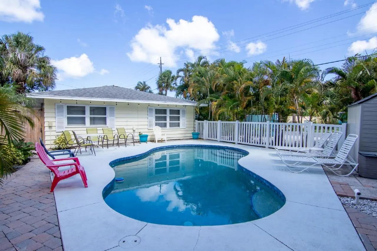 Casa vacanze Cozy Tropical Bungalow With Heated Pool Sarasota