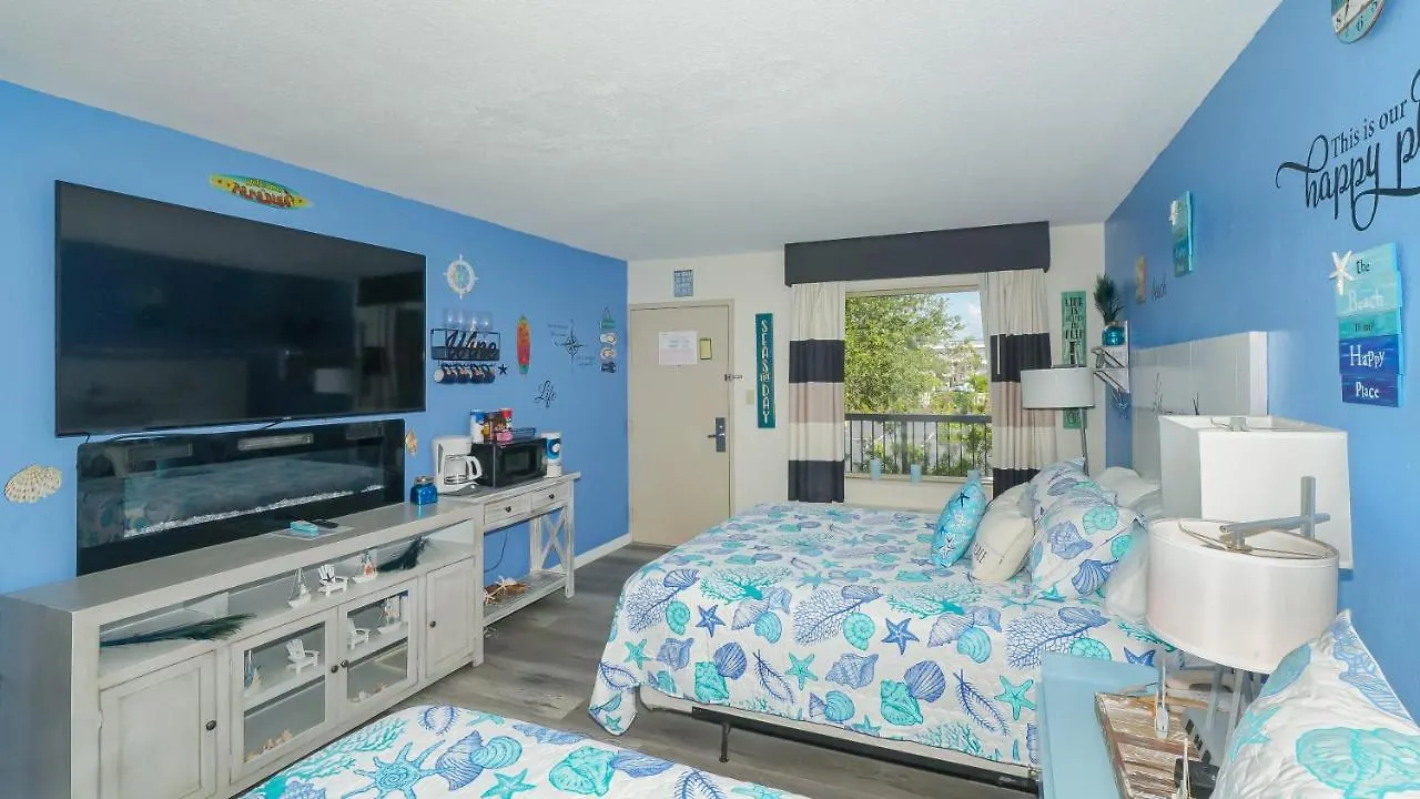 Heated Pool, Fireplace, 70