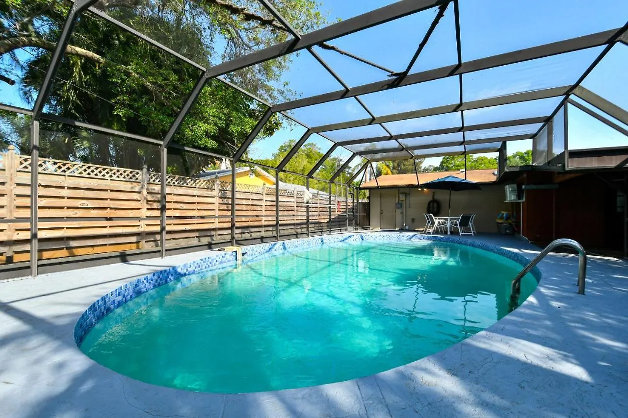Heated Pool - Very Close To Siesta Beach, Restaurants & Shops! Sarasota
