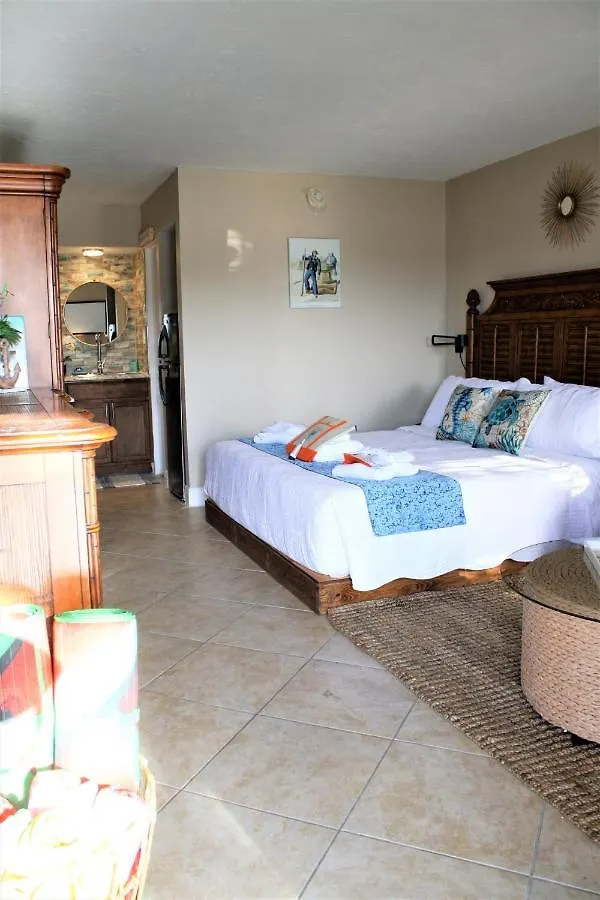 Bay Mariner - Gorgeous Water Front Condo! * Sarasota