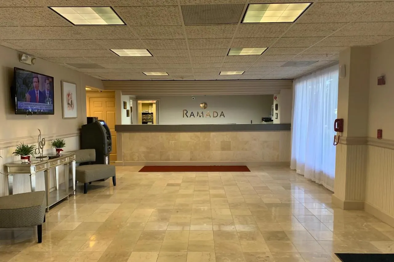 Bay Mariner - Gorgeous Water Front Condo! *